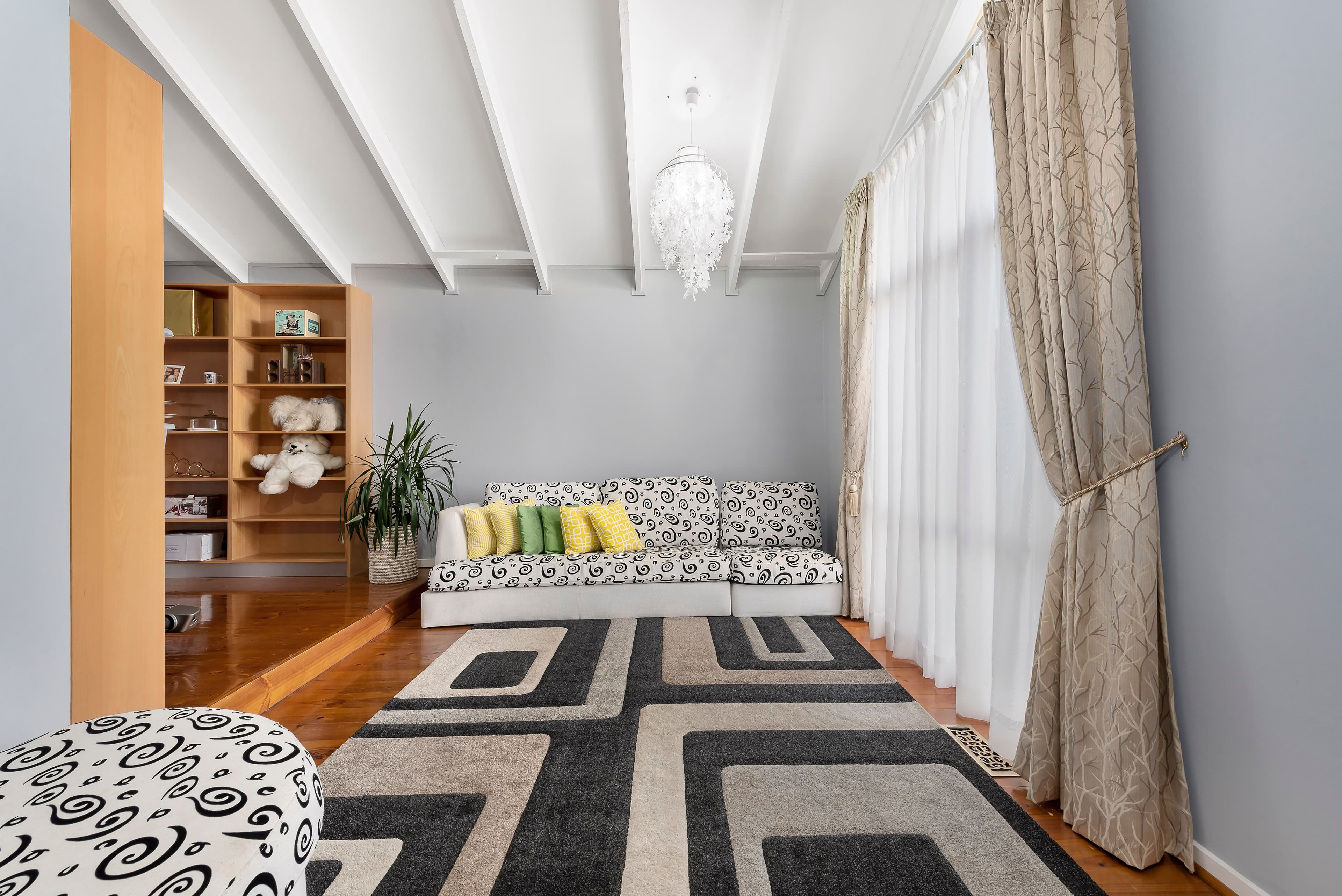 4 Nagle Court, Mill Park VIC 3082, Mill Park - Thumbnail 2