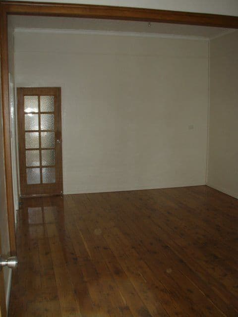 81 Parry Street, CHARLEVILLE QLD 4470, Charleville - Thumbnail 3