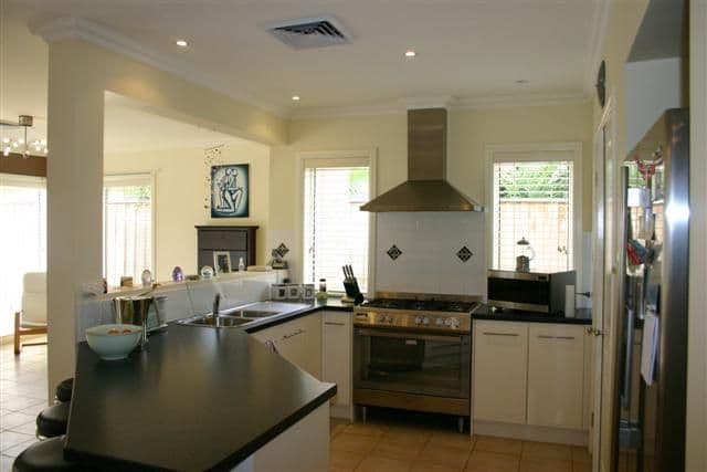 63 Benson Road, BEAUMONT HILLS NSW 2155, Beaumont Hills - Thumbnail 4