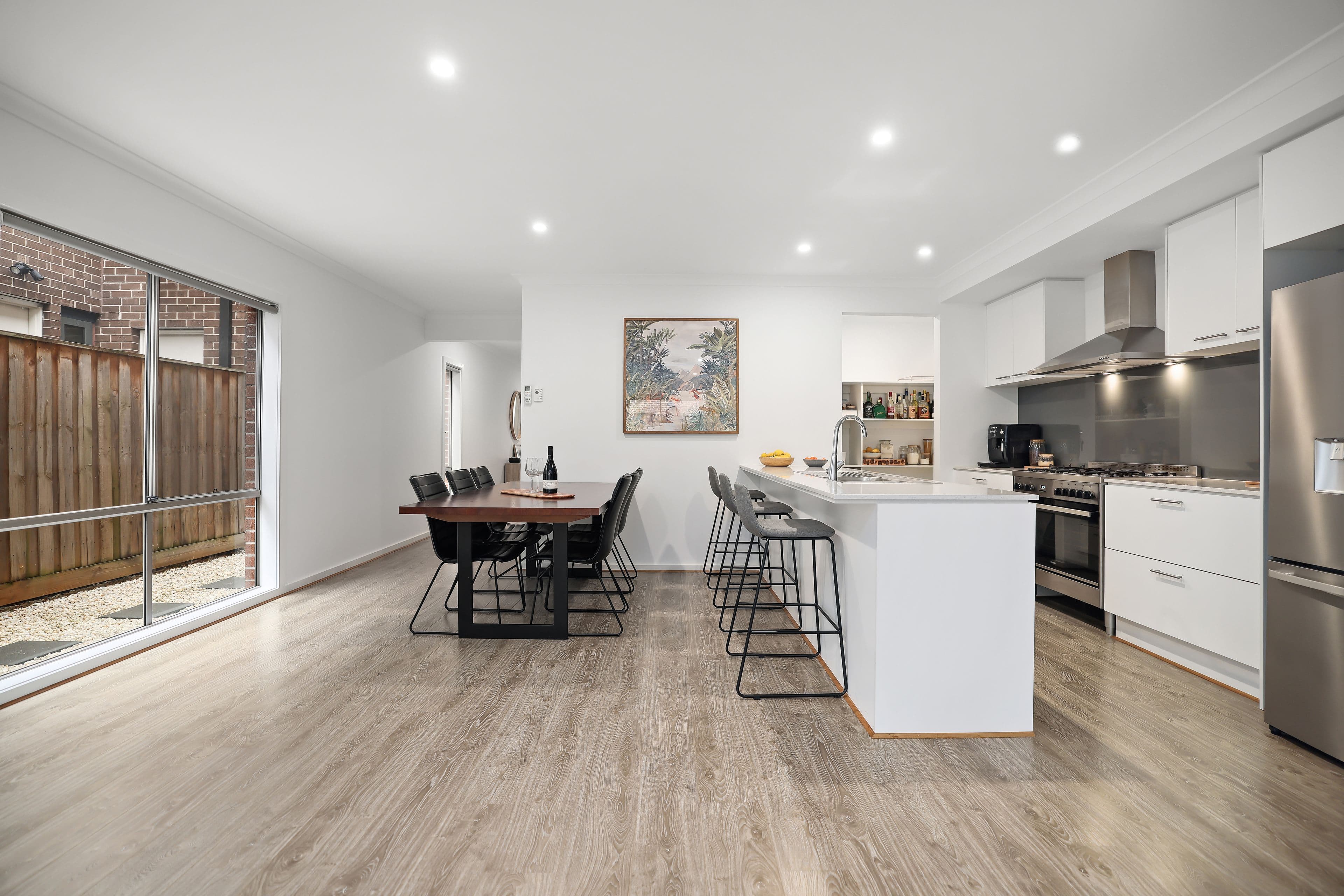77 Verdant Street, Wantirna South VIC 3152, Wantirna South - Thumbnail 2
