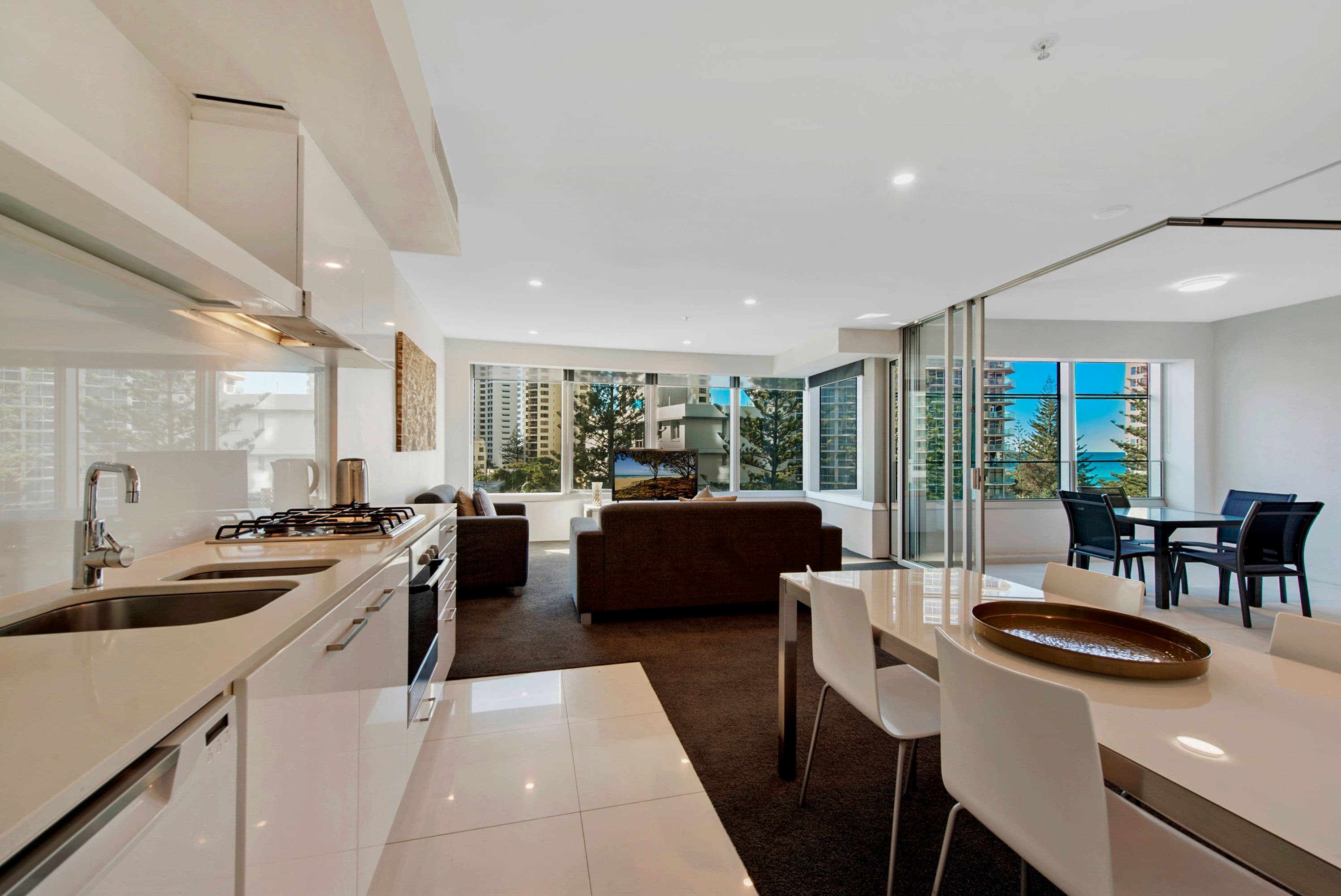 9 Hamilton, Surfers Paradise QLD 4217, Surfers Paradise - Thumbnail 2