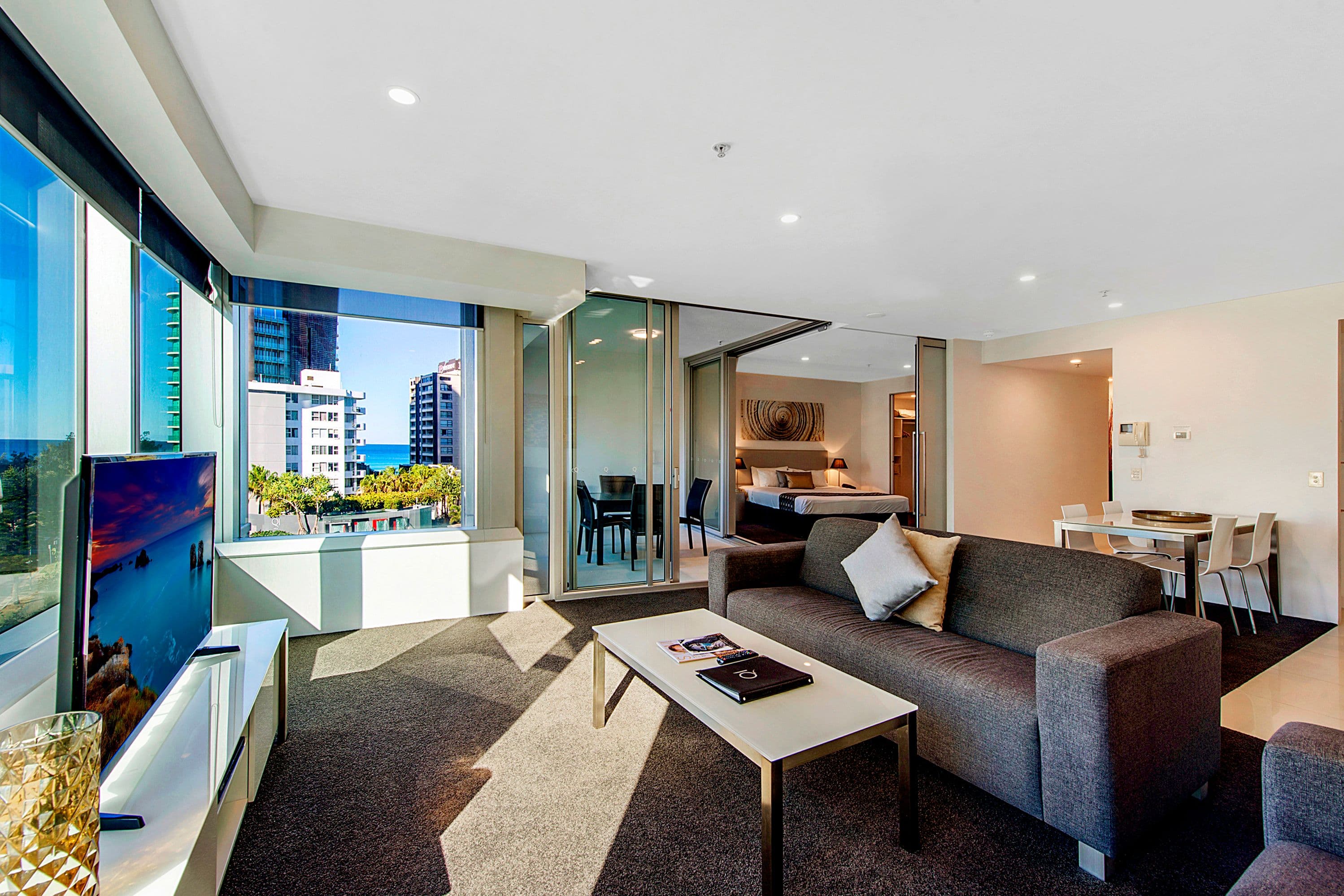 9 Hamilton, Surfers Paradise QLD 4217, Surfers Paradise - Thumbnail 3