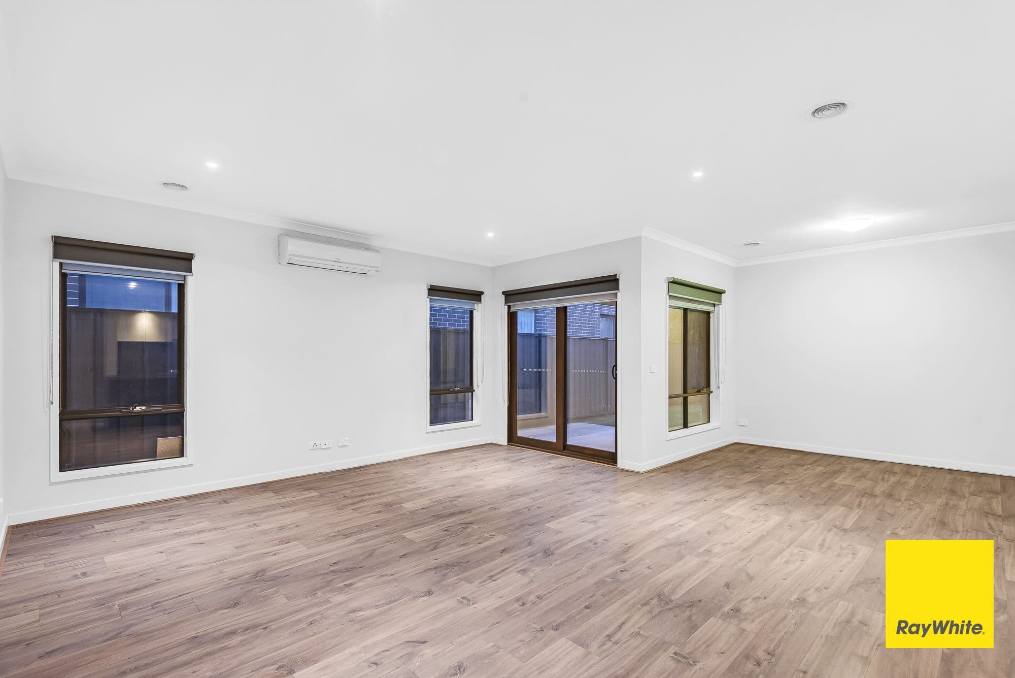 30 Chartwell Avenue, Truganina VIC 3029, Truganina - Thumbnail 7