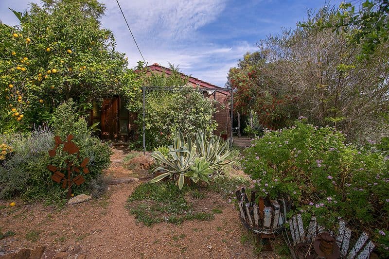 10 Currawong Crescent, WALLISTON WA 6076, Walliston - Image 1