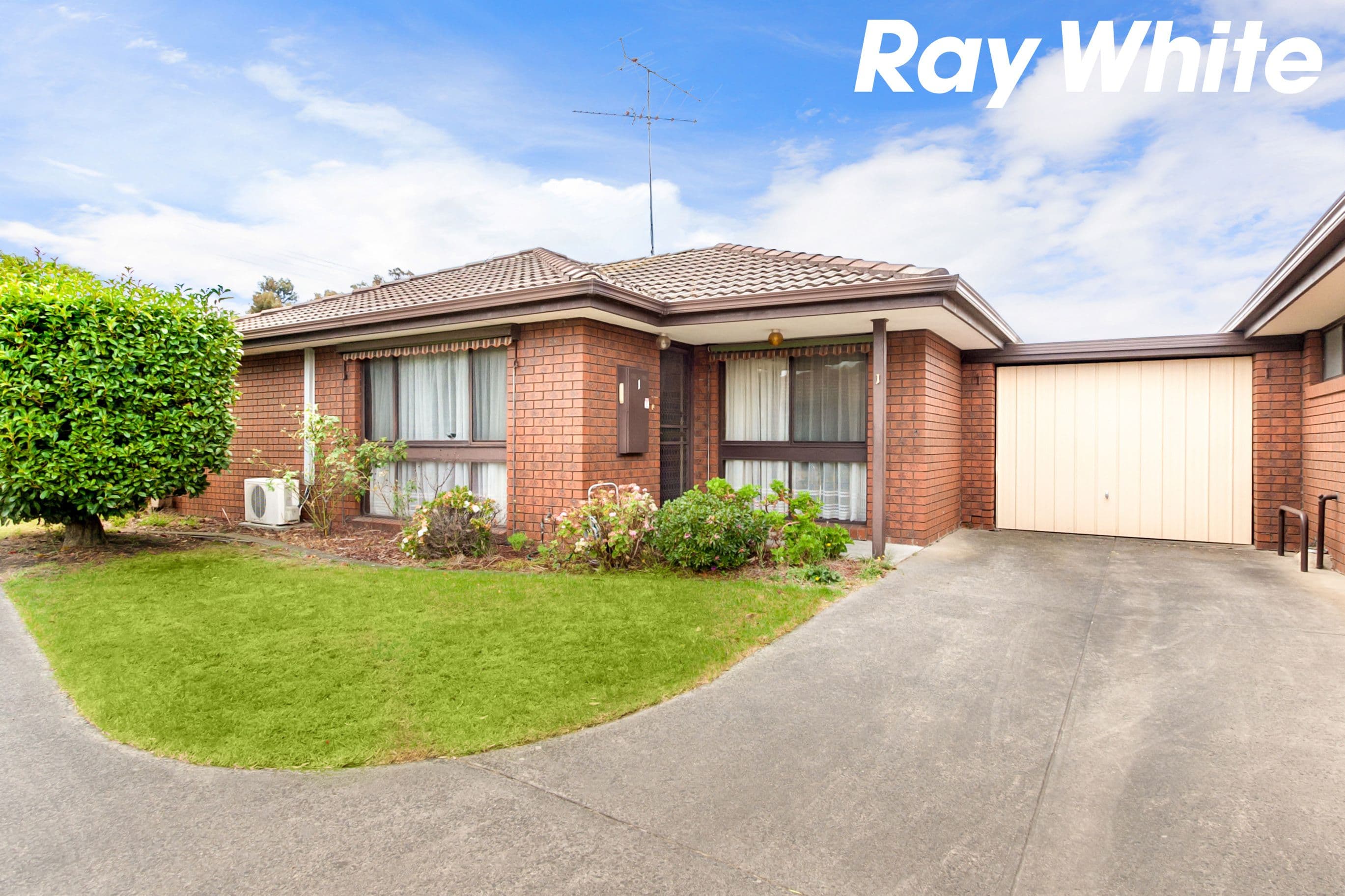 18-19 Henty Street, Pakenham VIC 3810, Pakenham - Image 1