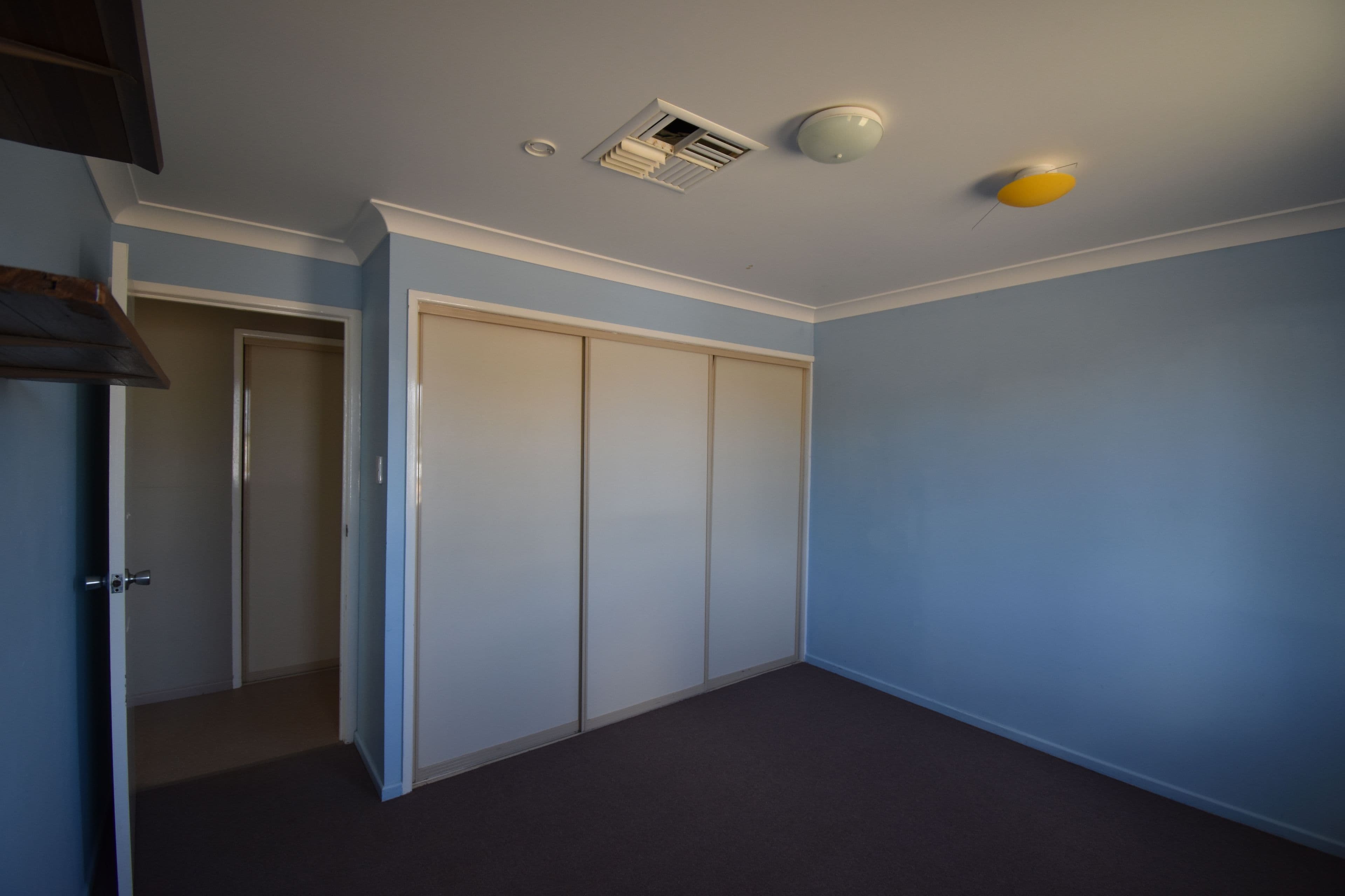 13-15 Mitchell Street, Ilfracombe QLD 4727, Ilfracombe - Thumbnail 4