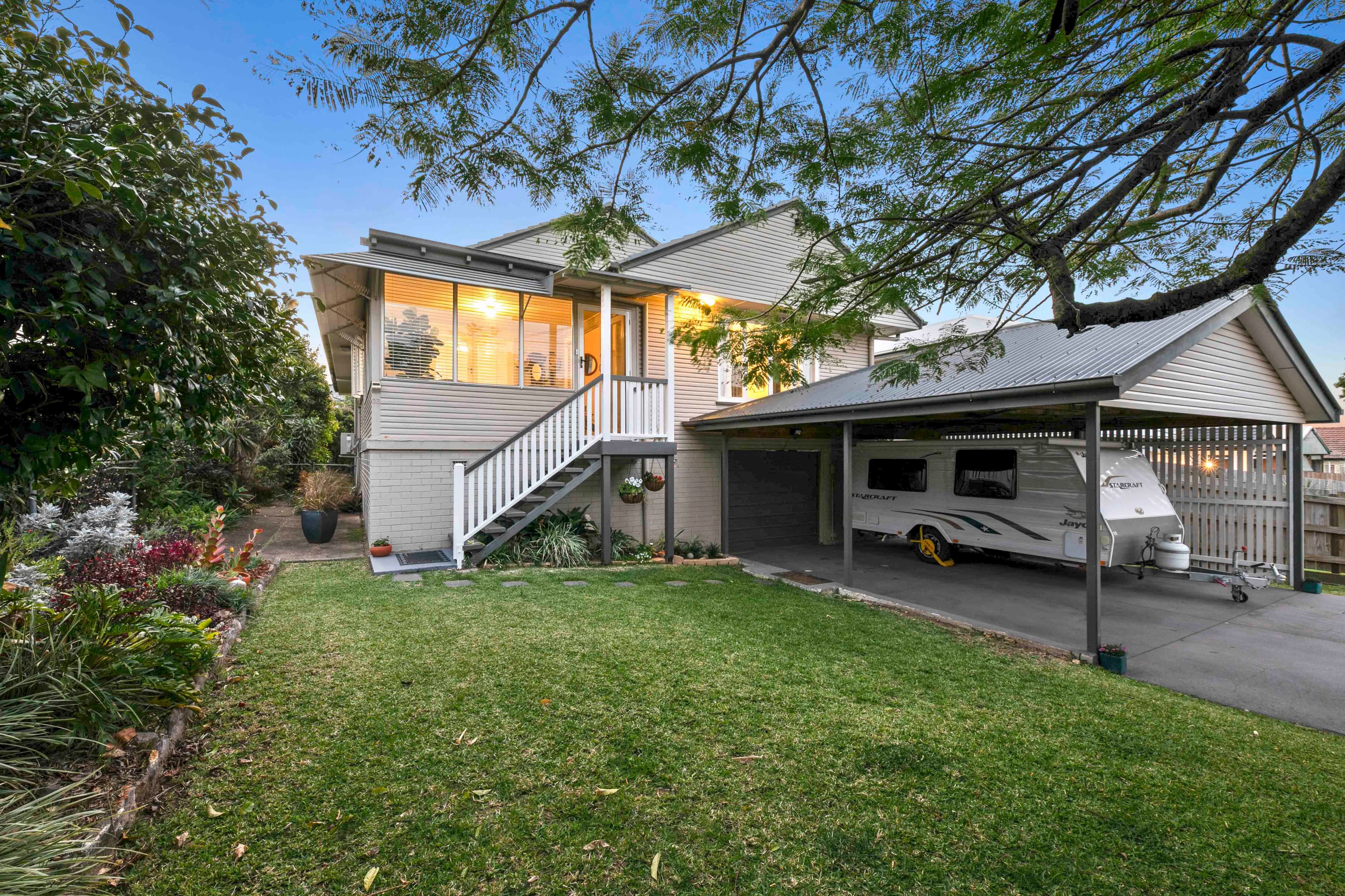 33 Lutzow Street, Tarragindi QLD 4121, Tarragindi - Thumbnail 2