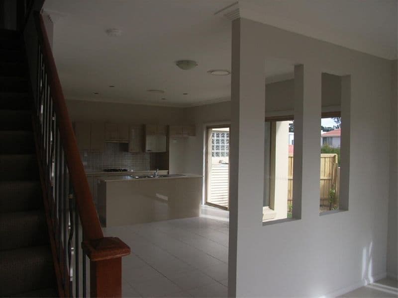11/38 Enderley Avenue, Surfers Paradise, QLD, 4217, Surfers Paradise - Thumbnail 3