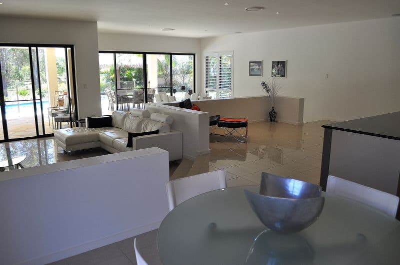 7 Blackfen Court, ARUNDEL QLD 4214, Arundel - Thumbnail 6