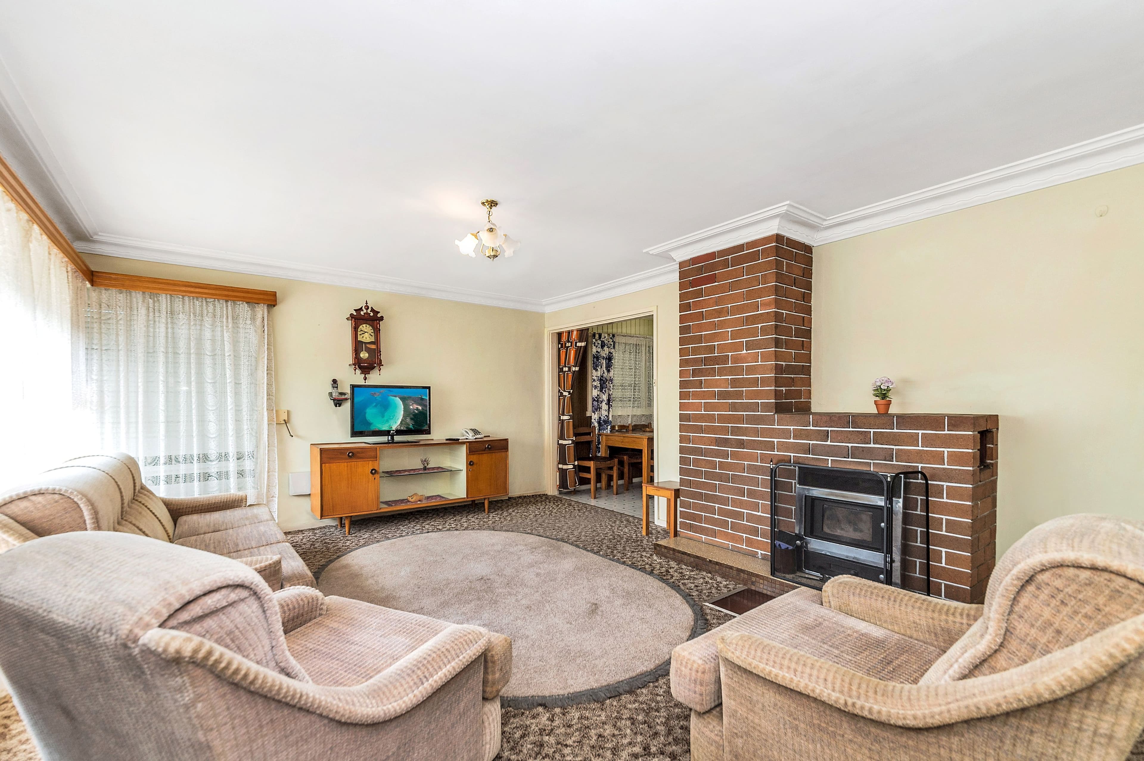 9 Fergus Road, Queanbeyan - Thumbnail 4