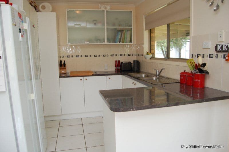 36 Dorachus Drive, REGENTS PARK QLD 4118, Regents Park - Thumbnail 3