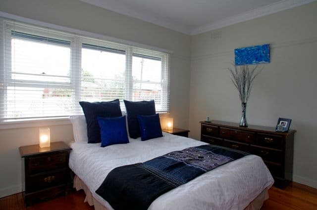 18 Walsh Grove, NORTH GEELONG VIC 3215, North Geelong - Thumbnail 7