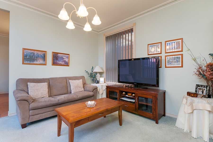 12 Pinnock Avenue, Roxburgh Park VIC 3064, Roxburgh Park - Thumbnail 2