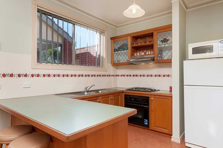 12 Pinnock Avenue, Roxburgh Park VIC 3064, Roxburgh Park - Thumbnail 3