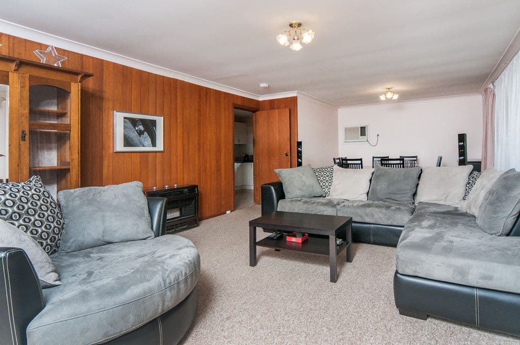 6 Roxanne Avenue, ABERFOYLE PARK SA 5159, Aberfoyle Park - Thumbnail 3