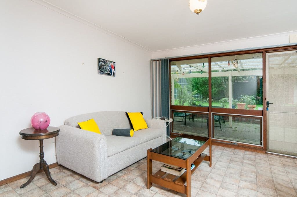 6 Roxanne Avenue, ABERFOYLE PARK SA 5159, Aberfoyle Park - Thumbnail 6