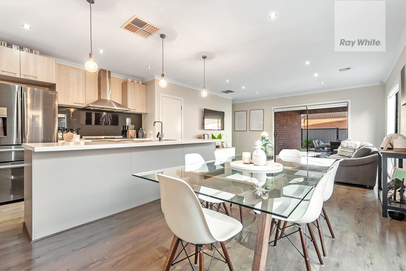 92 Moor Park Drive, Craigieburn VIC 3064, Craigieburn - Thumbnail 5