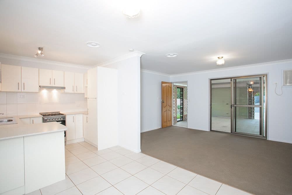 4 Oxford Street, ROTHWELL QLD 4022, Rothwell - Thumbnail 4