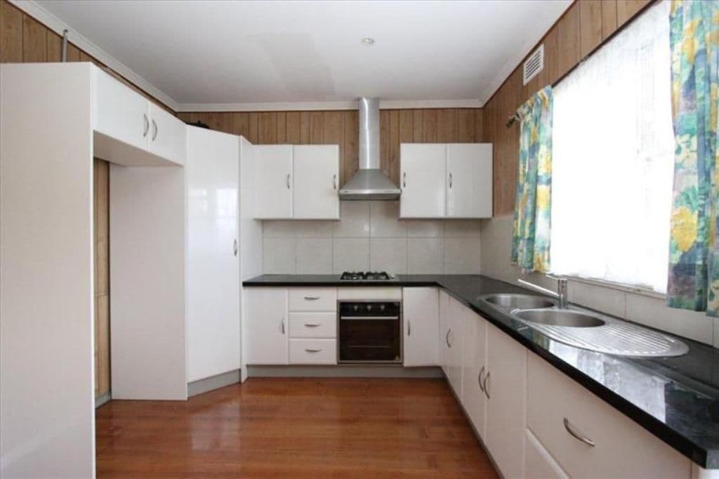 58 Ivanhoe Avenue, St Albans VIC 3021, St Albans - Thumbnail 3