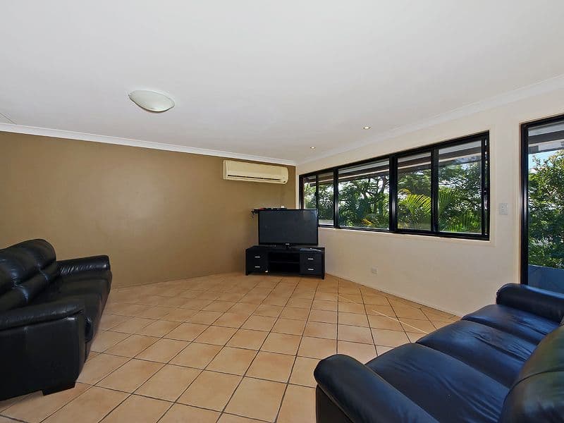 12 Macallan Street, MERRIMAC QLD 4226, Merrimac - Thumbnail 6