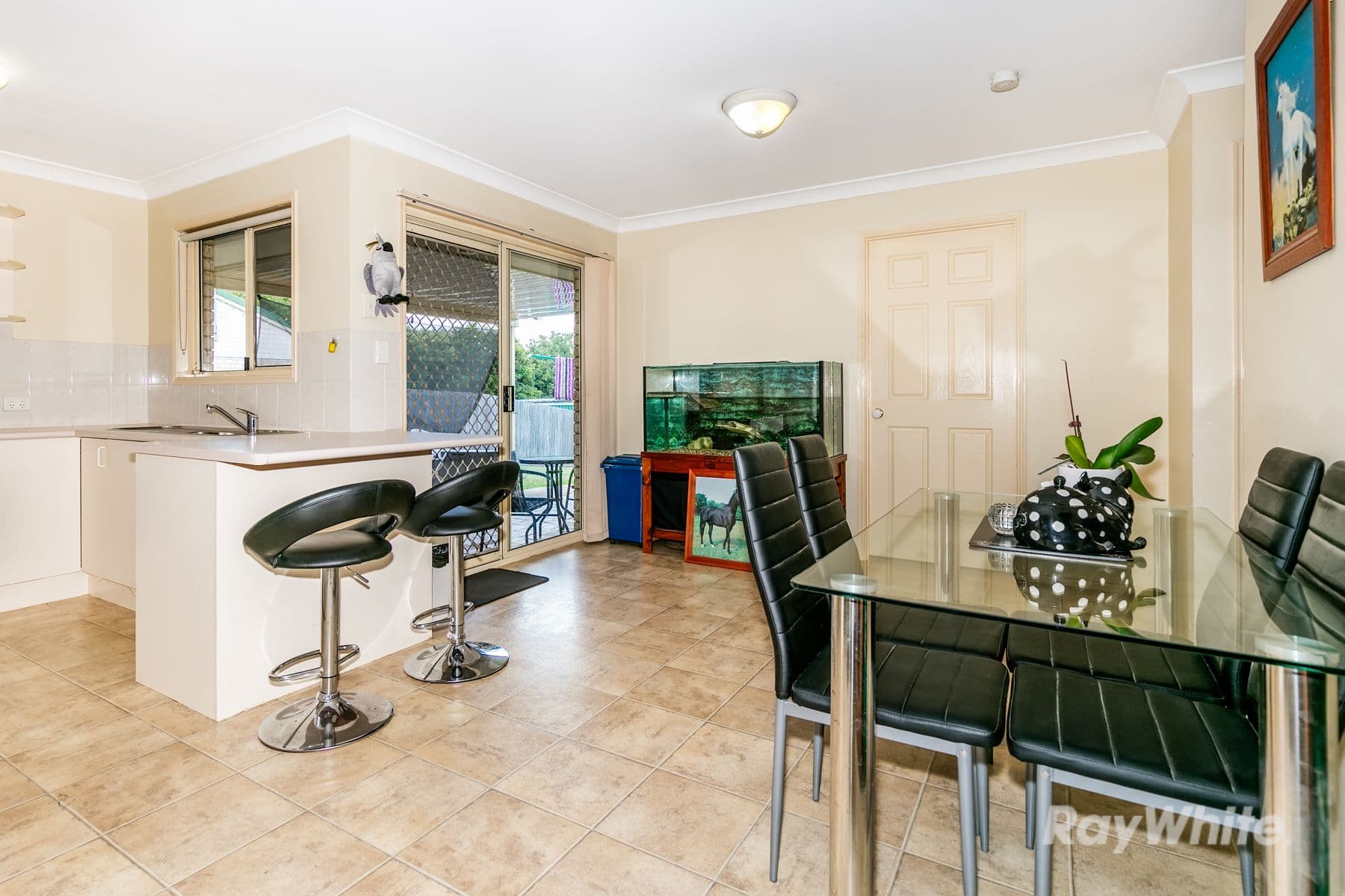 9 Debanie Court, Marsden QLD 4132, Marsden - Thumbnail 4