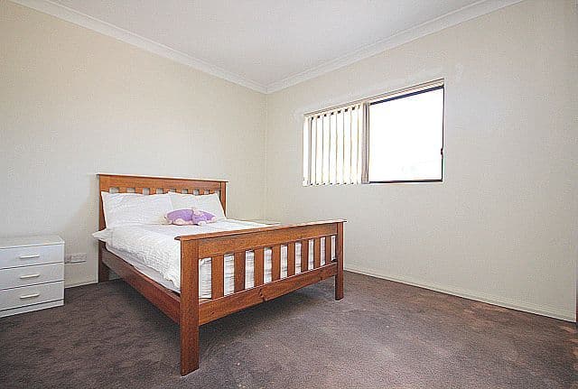 23 Kurrajong Avenue, Georges Hall NSW 2198, Georges Hall - Thumbnail 7