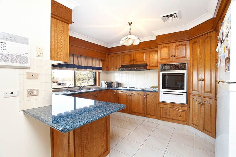 36 Runcorn Street, ST JOHNS PARK NSW 2176, St Johns Park - Thumbnail 2