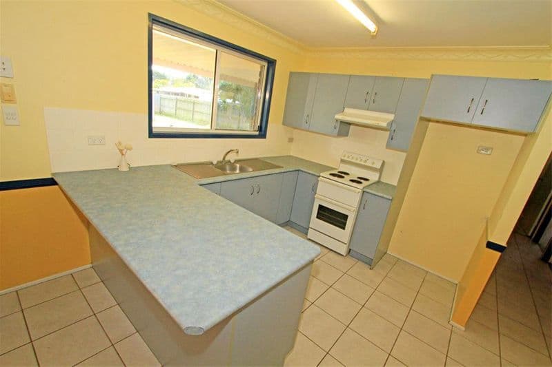 24 Buxton Drive, GRACEMERE QLD 4702, Gracemere - Thumbnail 2