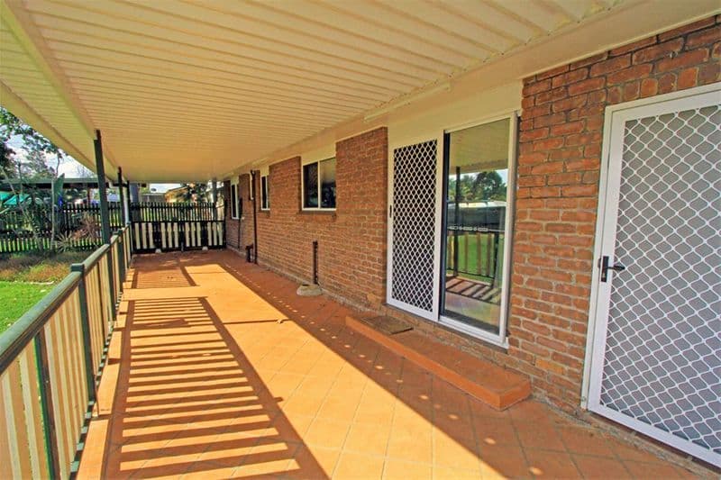 24 Buxton Drive, GRACEMERE QLD 4702, Gracemere - Thumbnail 8