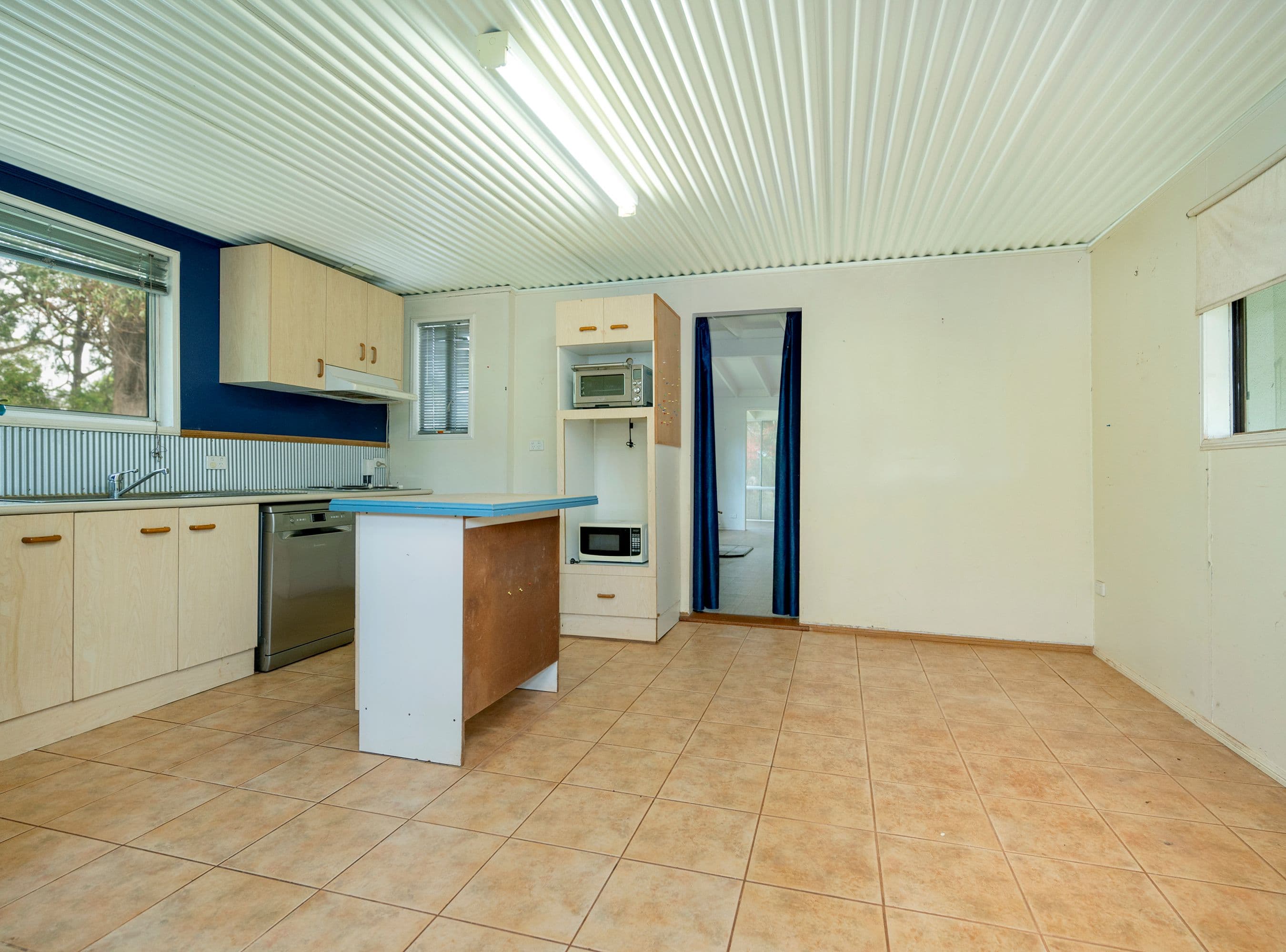 97 Sladden Road, Yarrawarrah, Yarrawarrah - Thumbnail 5