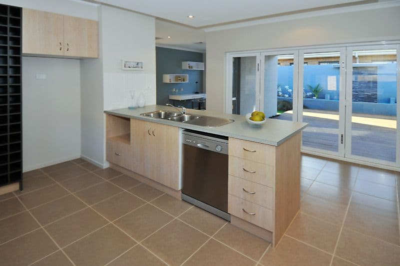 5 Lakeside Drive, ANDREWS FARM SA 5114, Andrews Farm - Thumbnail 3