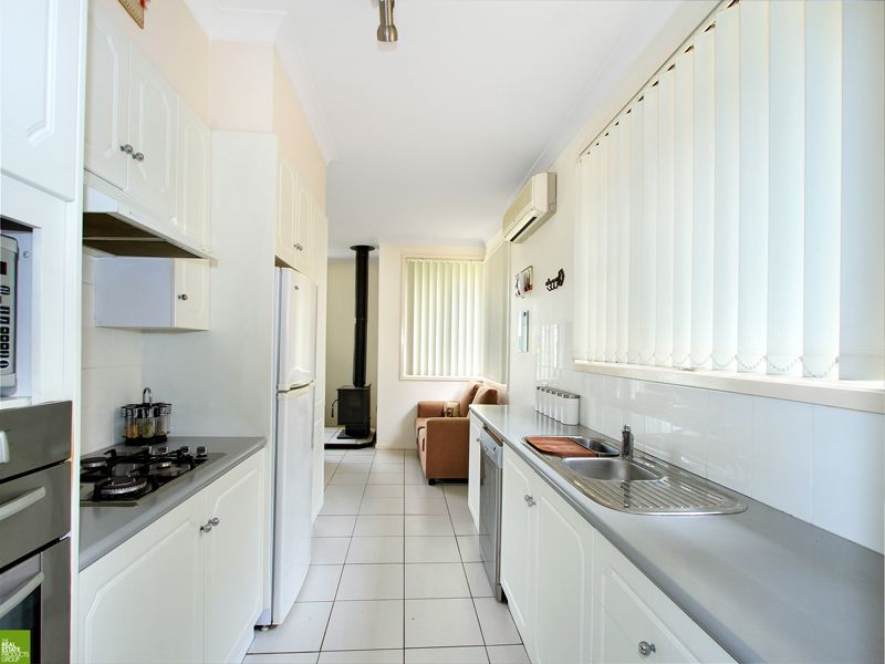 4 Robyn Road, Albion Park Rail NSW 2527, Albion Park Rail - Thumbnail 8