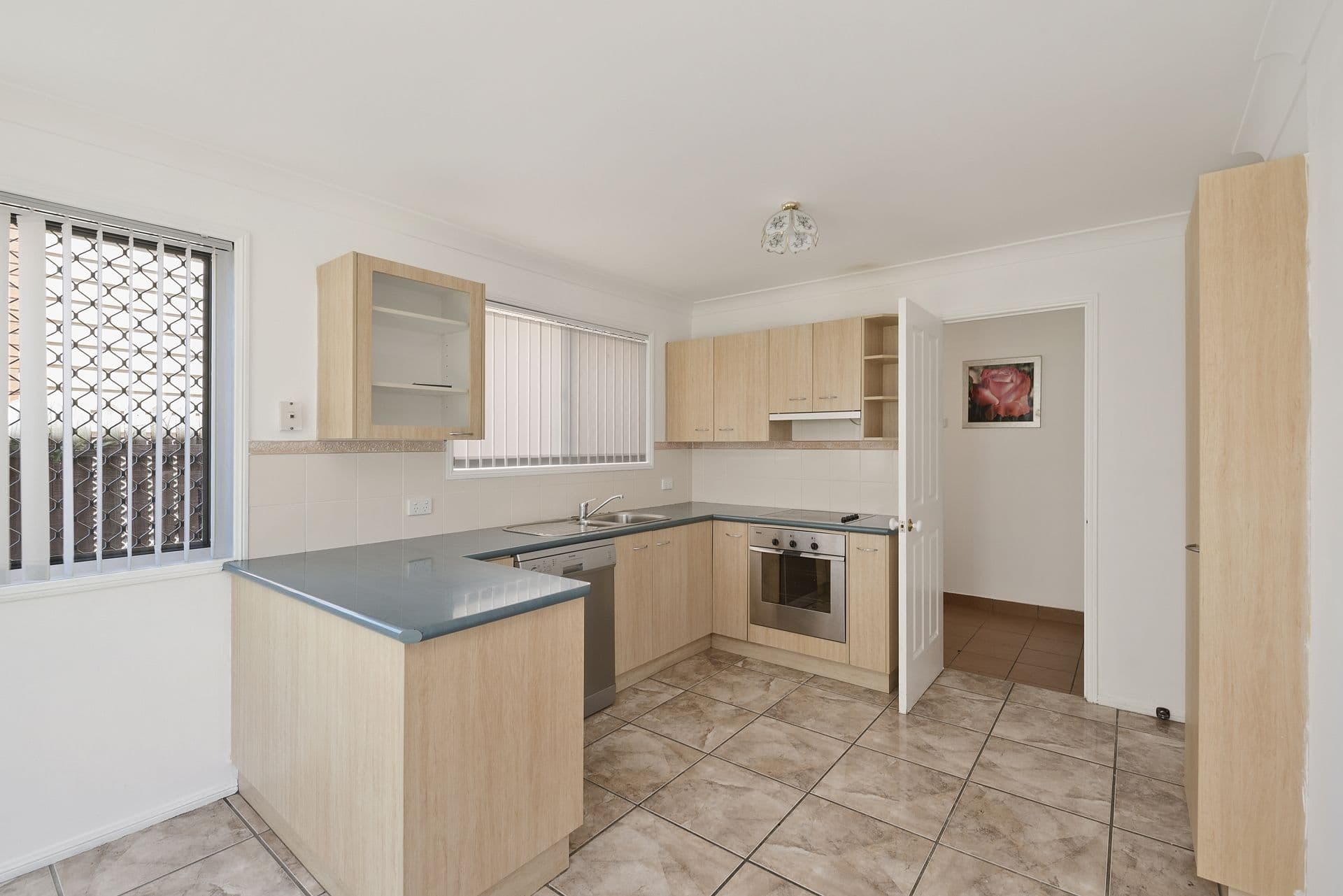 4 Margaret Street, Scarborough QLD 4020, Scarborough - Thumbnail 3