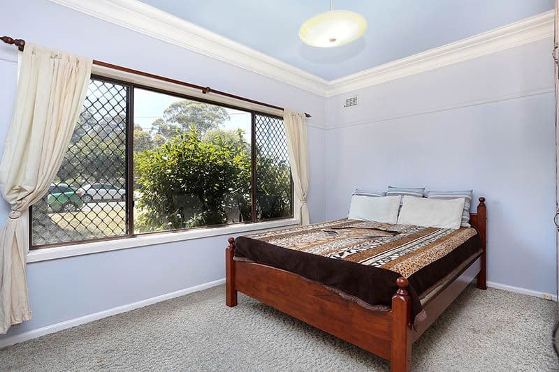 9 Matthews Street, Carramar - Thumbnail 4