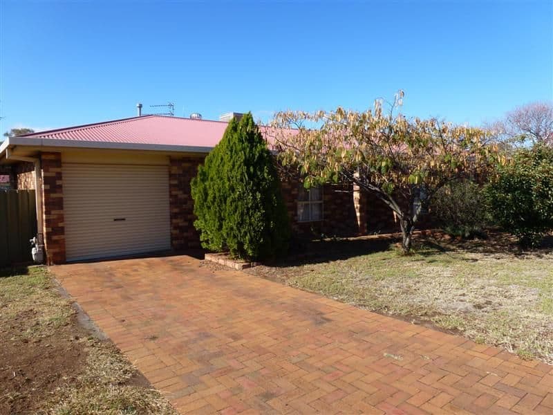 10 Kestrel Close, DUBBO NSW 2830, Dubbo - Image 1