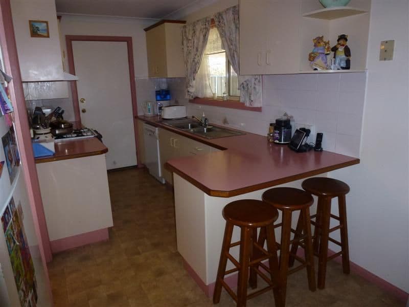10 Kestrel Close, DUBBO NSW 2830, Dubbo - Thumbnail 4