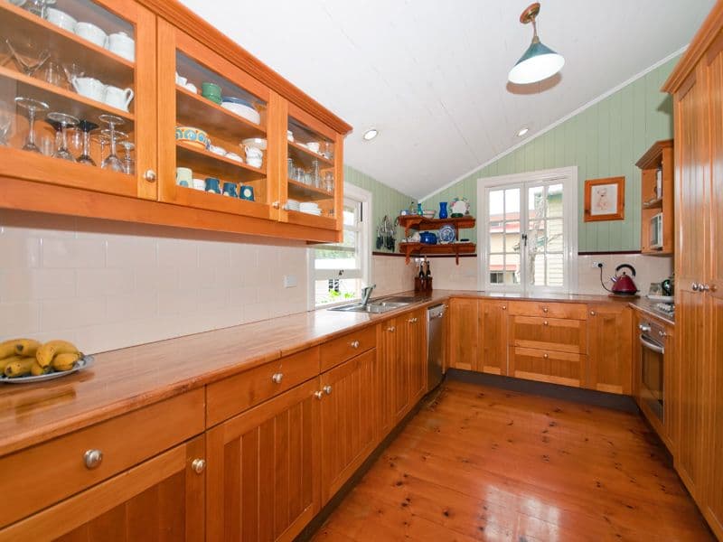 35 Magee Street, GRACEVILLE QLD 4075, Graceville - Thumbnail 5