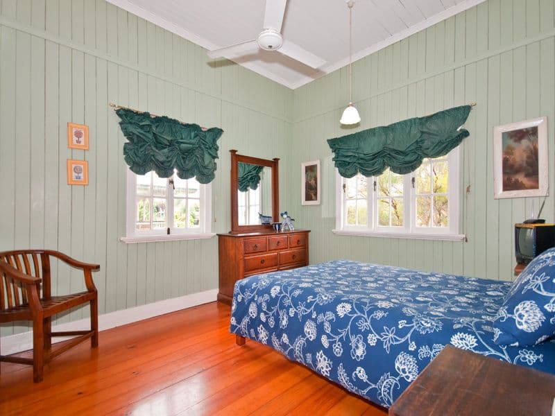 35 Magee Street, GRACEVILLE QLD 4075, Graceville - Thumbnail 7