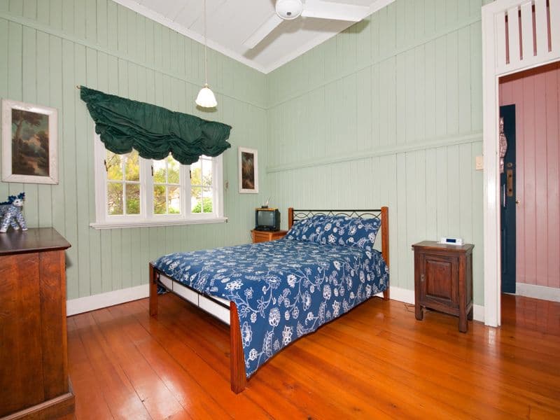 35 Magee Street, GRACEVILLE QLD 4075, Graceville - Thumbnail 8
