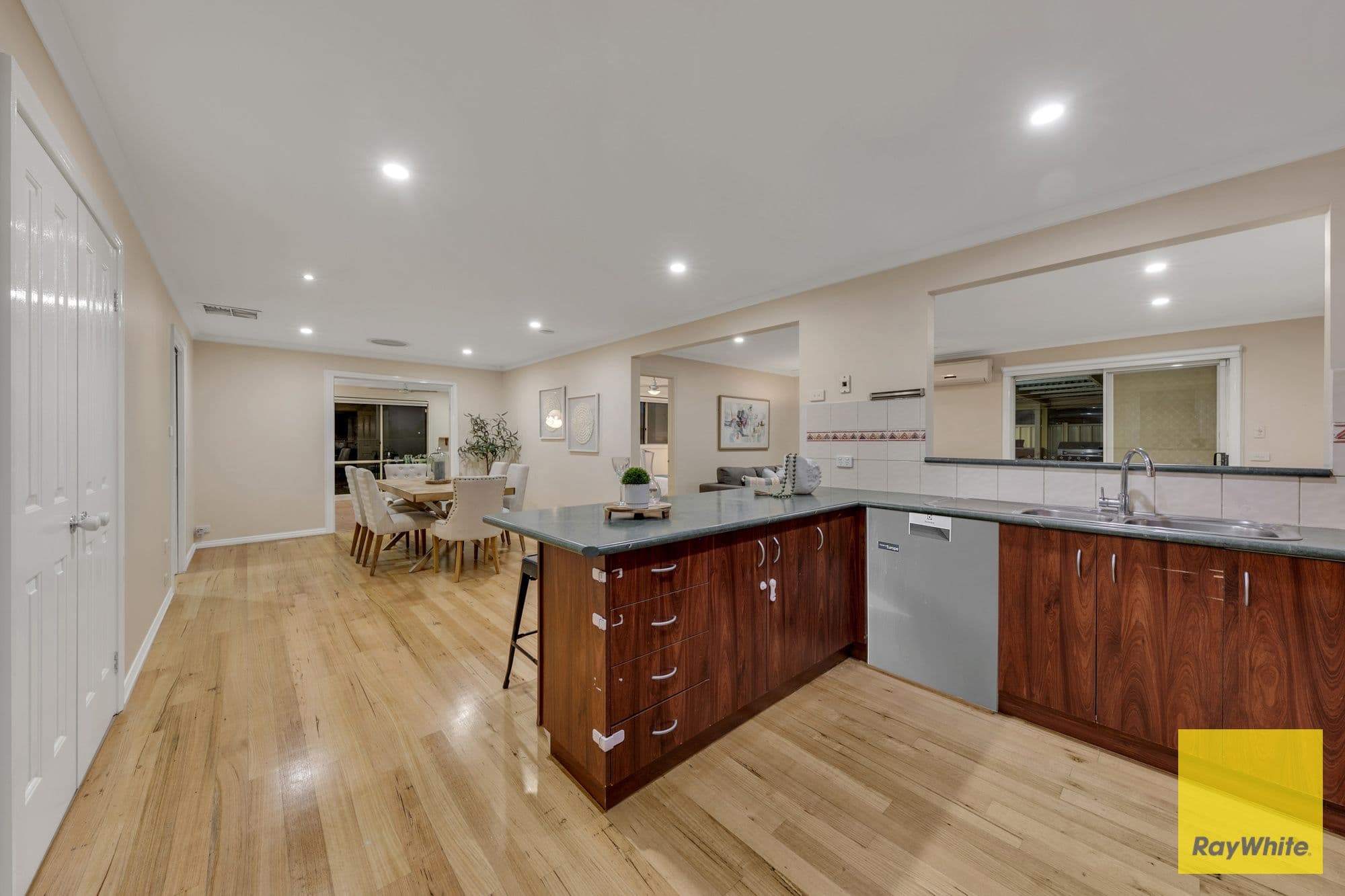 2 Rainone Place, Tarneit VIC 3029, Tarneit - Thumbnail 8