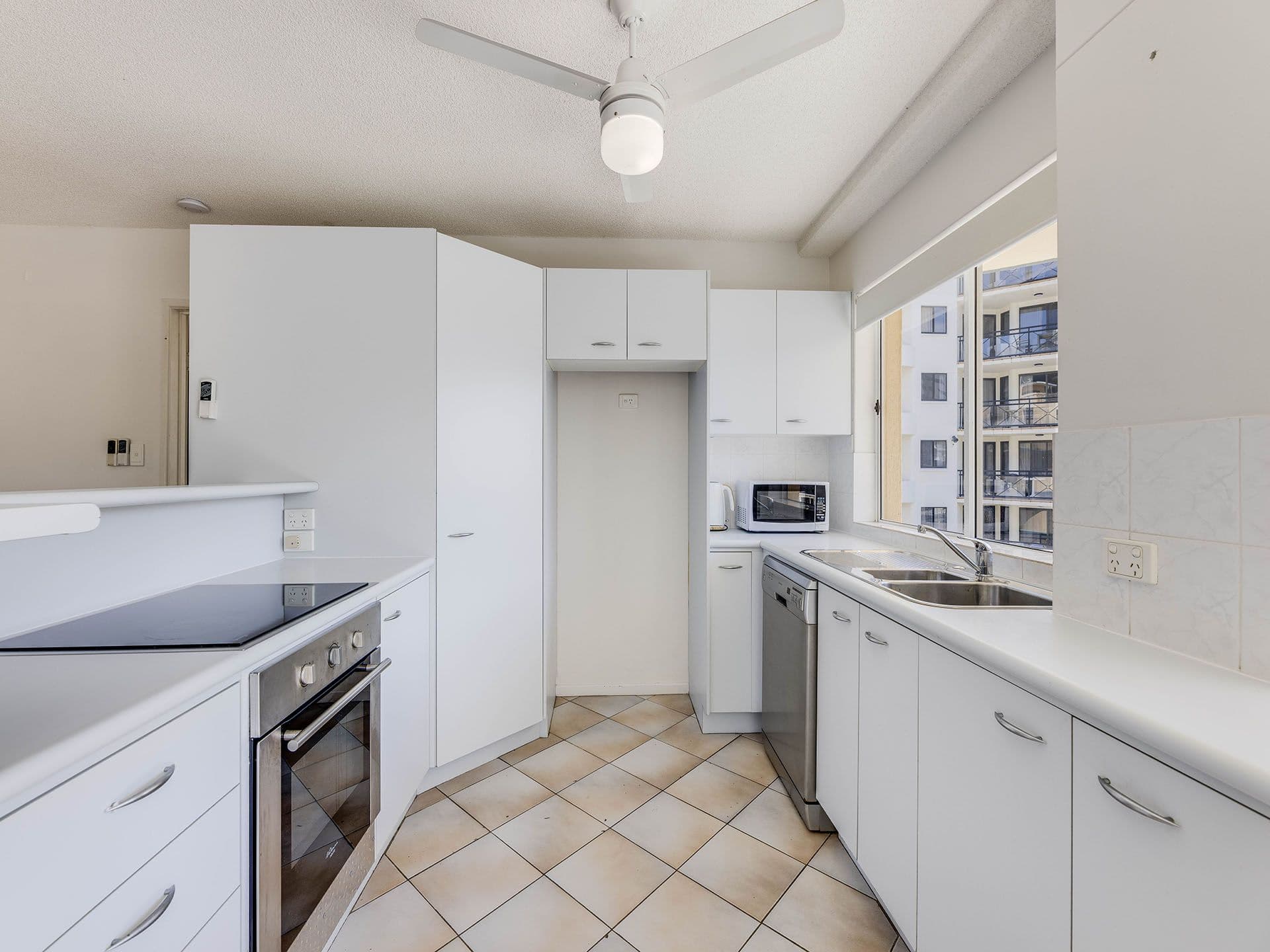 12 Burnett Street, Mooloolaba QLD 4557, Mooloolaba - Thumbnail 7