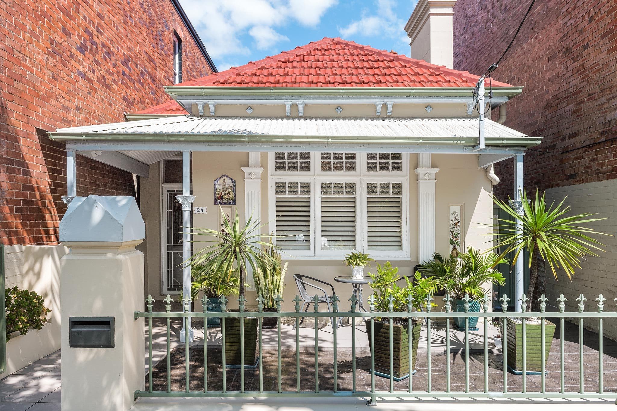 24 Cannon Street, Stanmore - Image 1