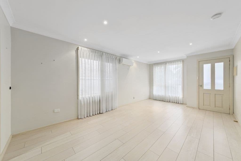 2/11 Hargrave Street, Carrington - Thumbnail 3