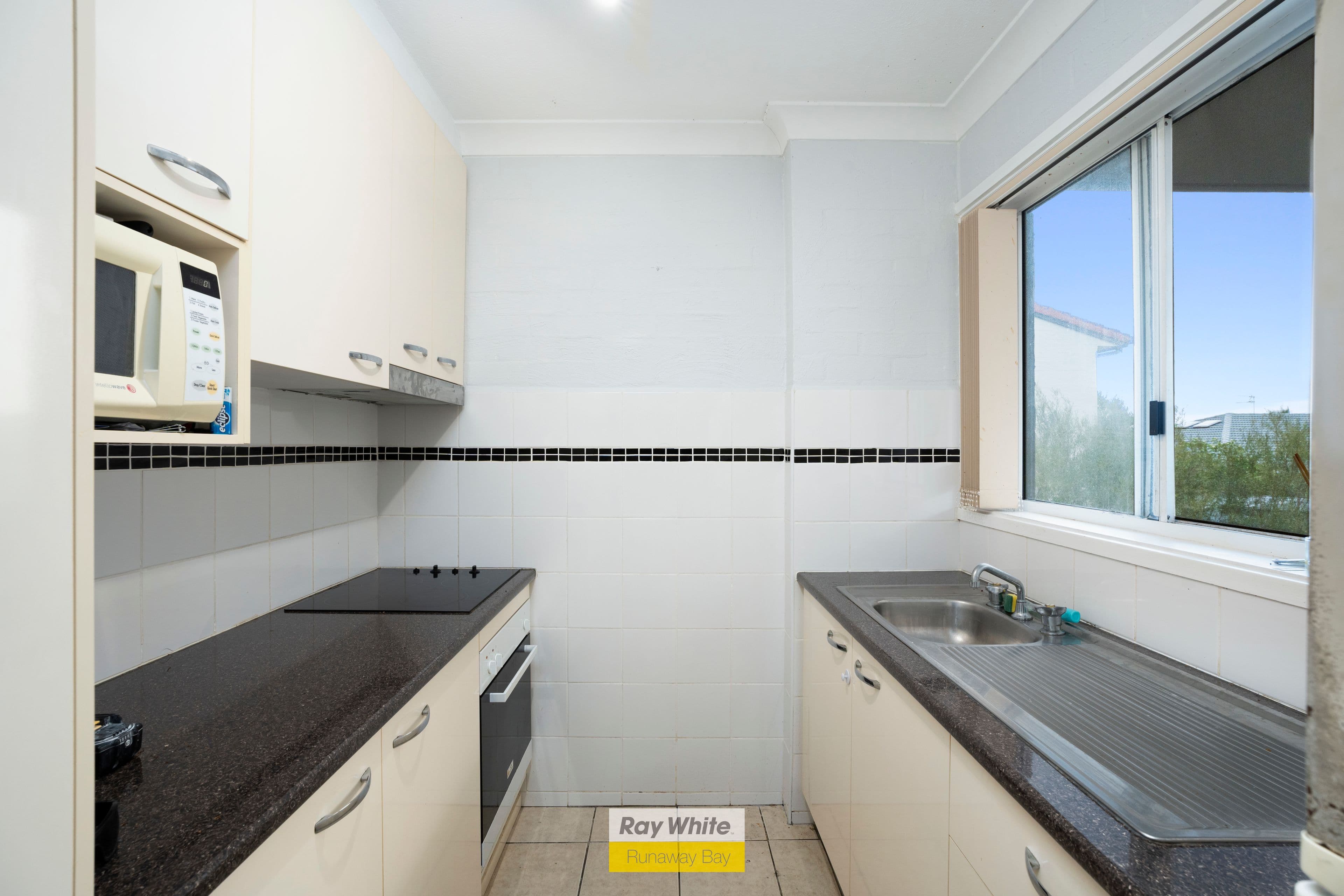 13-17 Brown Street, Labrador QLD 4215, Labrador - Thumbnail 6