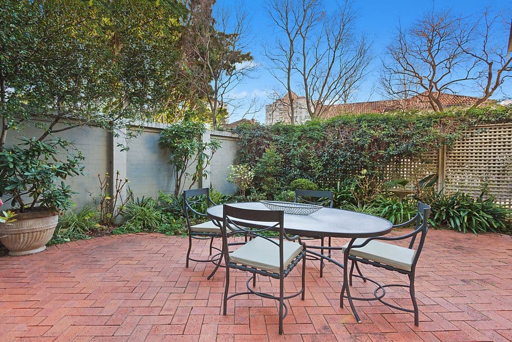 14 The Serpentine, Kensington - Thumbnail 4