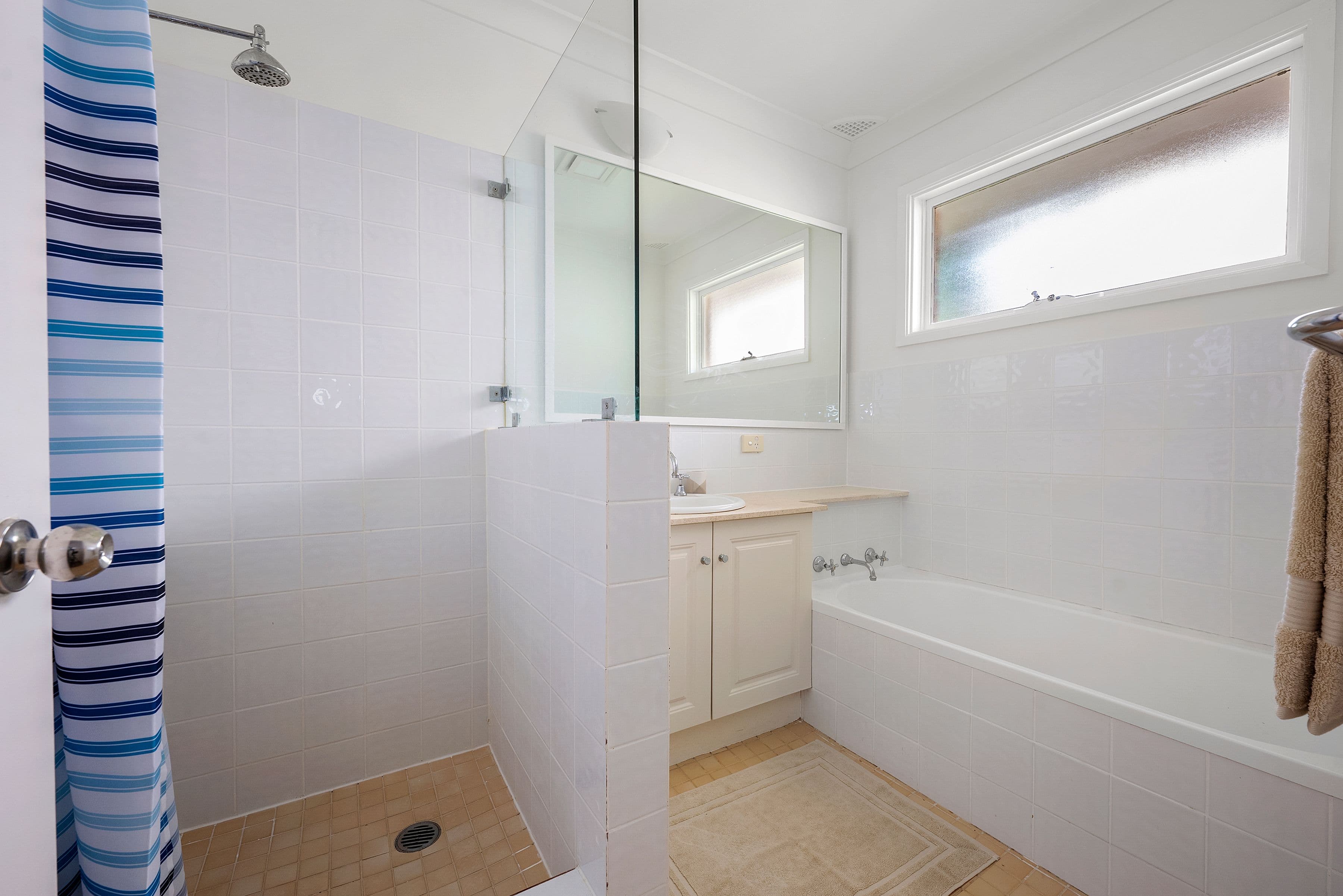 70 Rosemead Road, Hornsby NSW 2077, Hornsby - Thumbnail 7