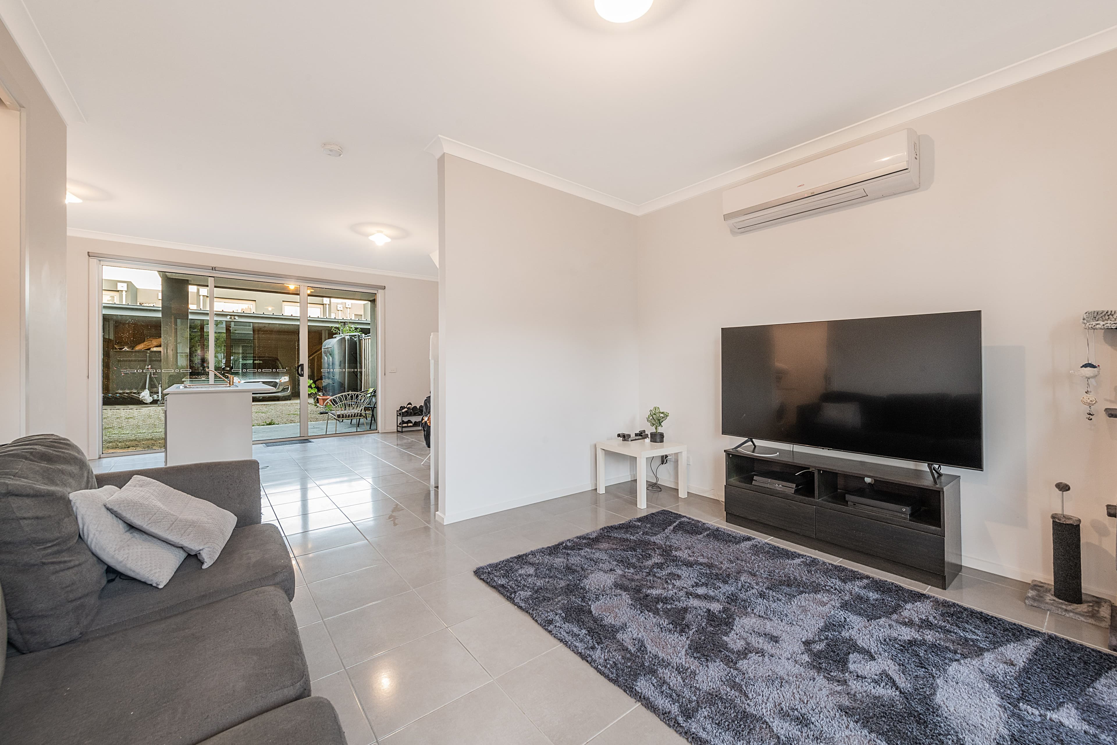 8 Pebblebeach Path, Cranbourne VIC 3977, Cranbourne - Thumbnail 5