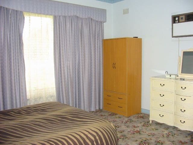 207 Whites Road, PARALOWIE SA 5108, Paralowie - Thumbnail 3