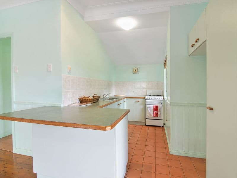 94 Bayview Terrace, WAVELL HEIGHTS QLD 4012, Wavell Heights - Thumbnail 3