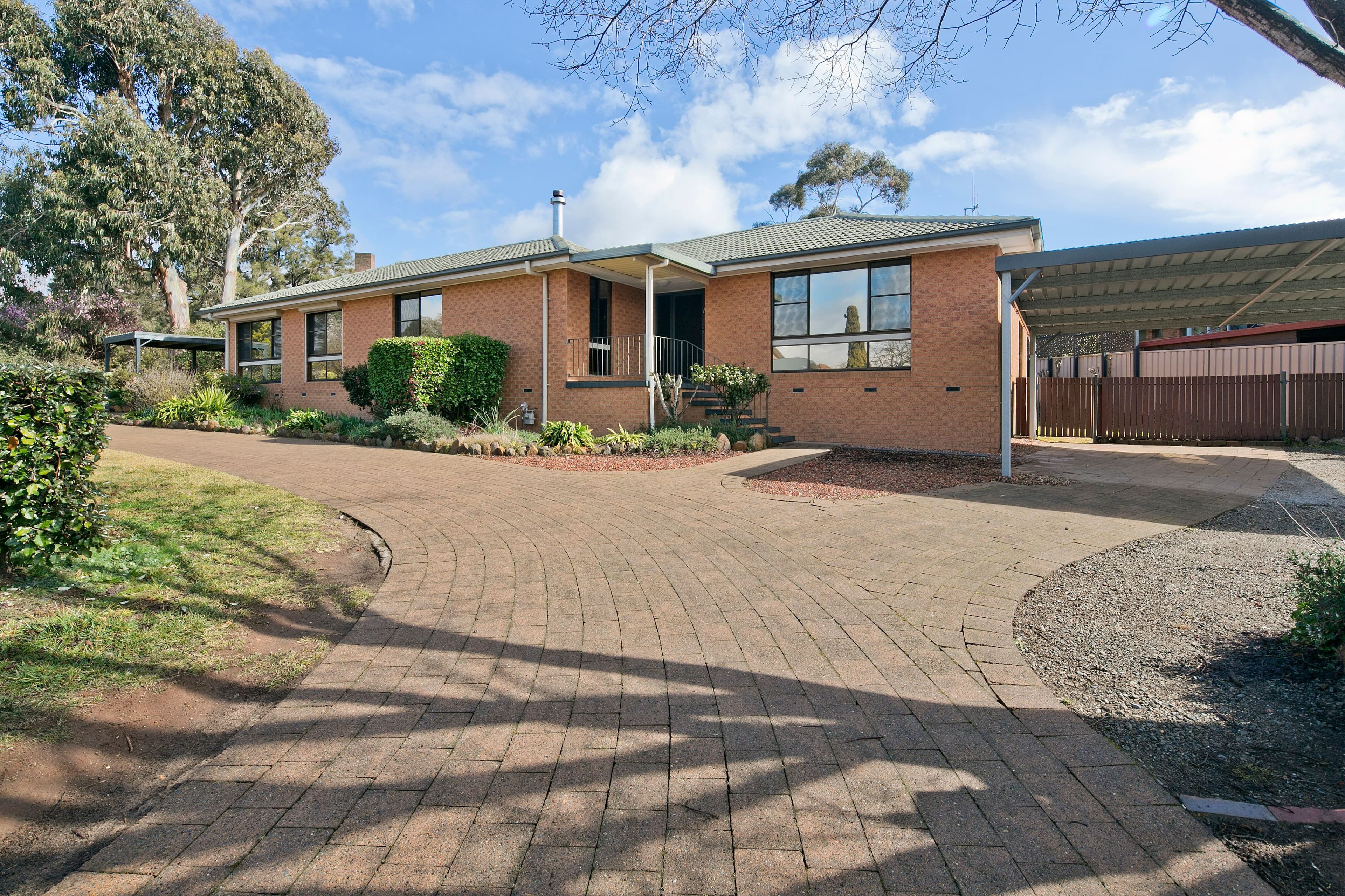 1 Major Drive, Goulburn - Image 1